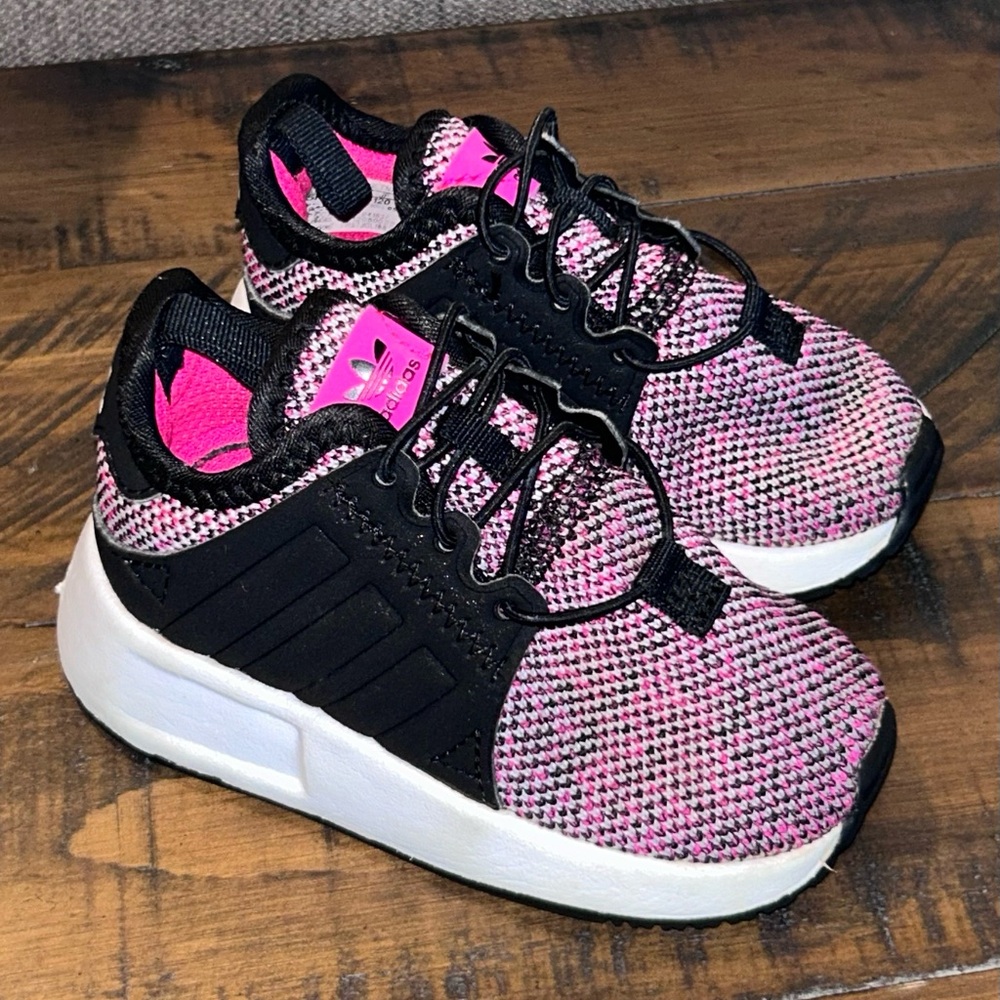 Toddler Girls Adidas Shoes 
Size 5
